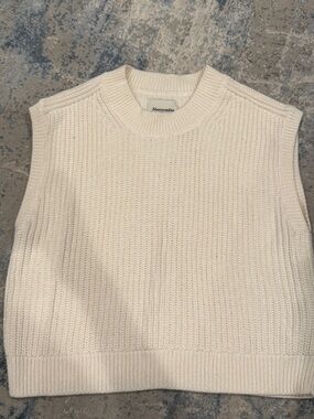 Abercrombie & Fitch Off-White Knit Sweater Vest